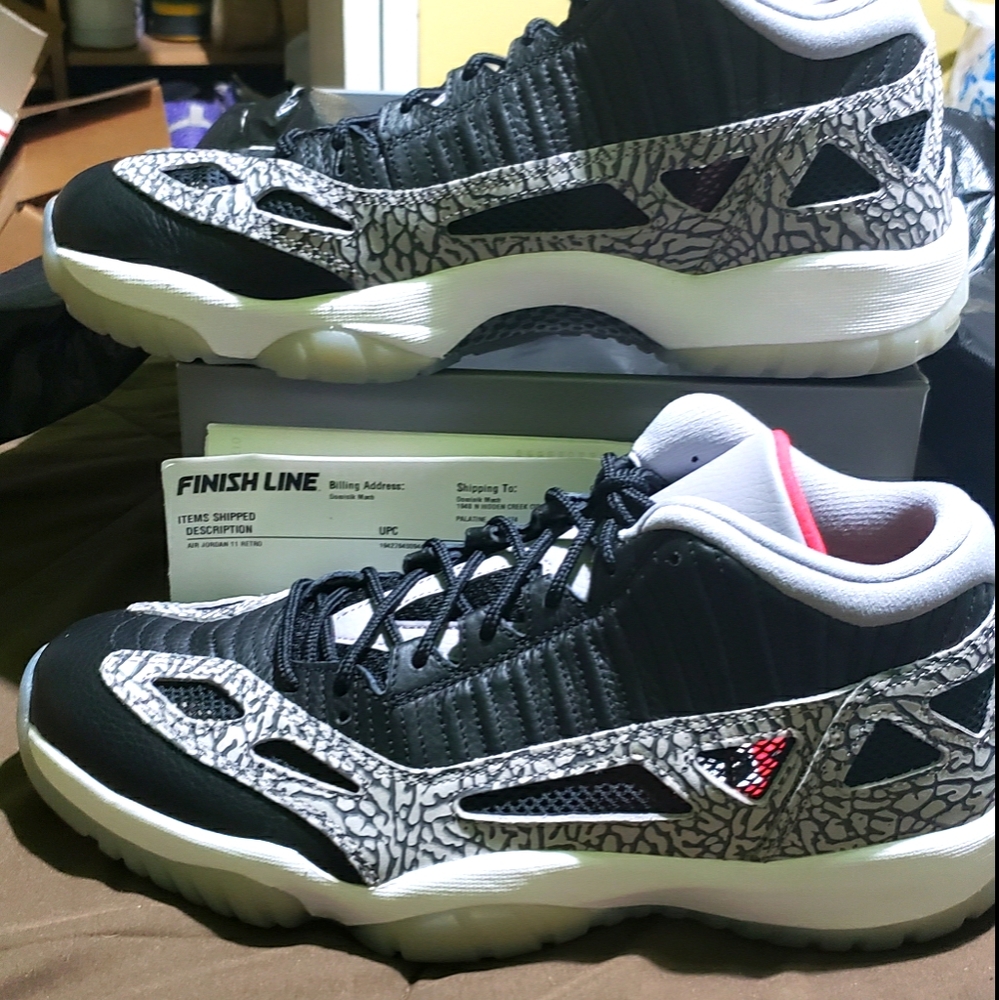 Nike Air Jordan 11 RETRO LOW IE SIZE 13 NEW DS *N*